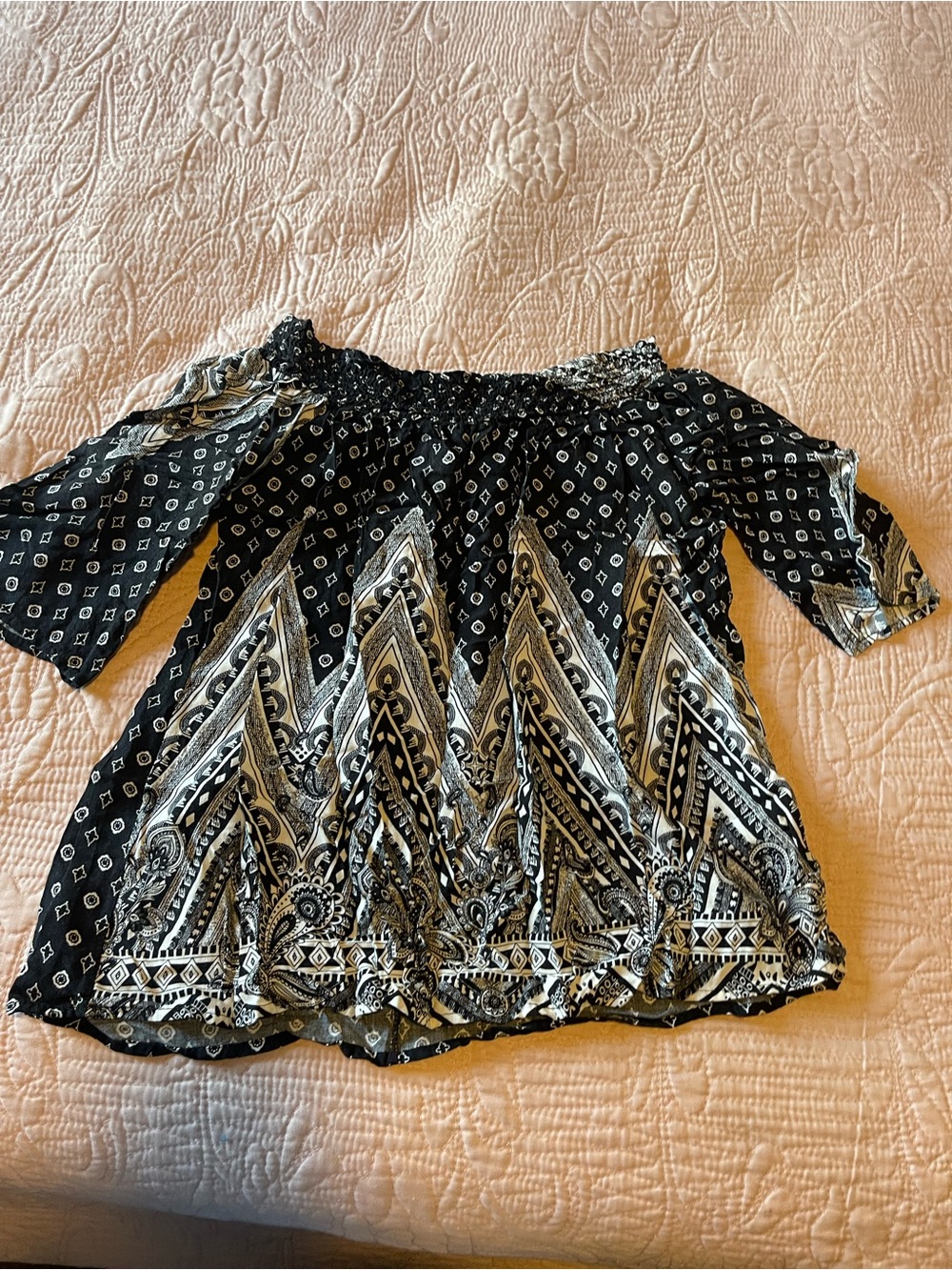 Off-Shoulder Black and White Patterned Women's Top